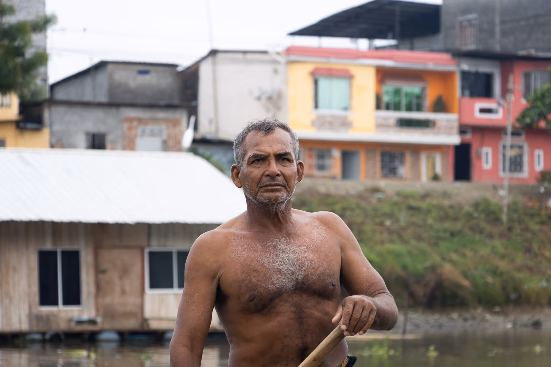 Retrato documental de una persona en Ecuador, por Andrés León León (8/15)